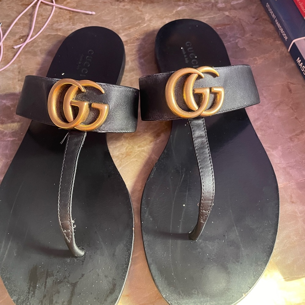 Black Gucci sandals (37 1/2)